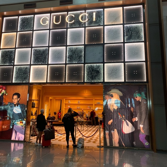 Meet your Posher, Melinda - Picture 6 of 14